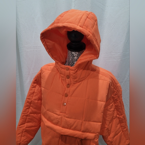 Orange Puffer Pullover Jacket Size Large Loose Fitting - Picture 9 of 10